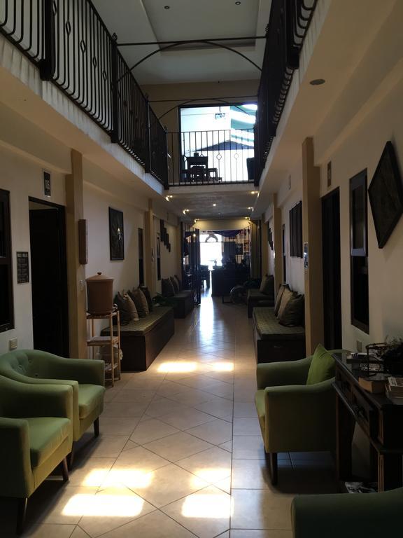 Antigua Hostel Eksteriør billede